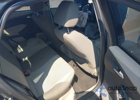 2014 Ford Focus Se из США, поврежденный, VIN 1FADP3F20EL140486